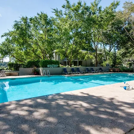 Bike To Beach, Pet Friendly, Loft